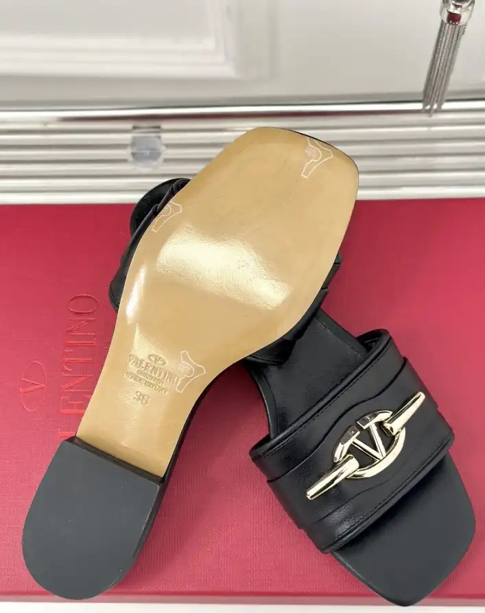 hype Valentino Slippers