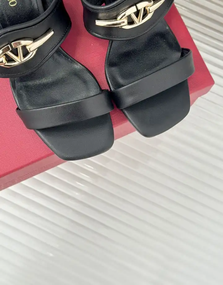 hype Valentino Slippers