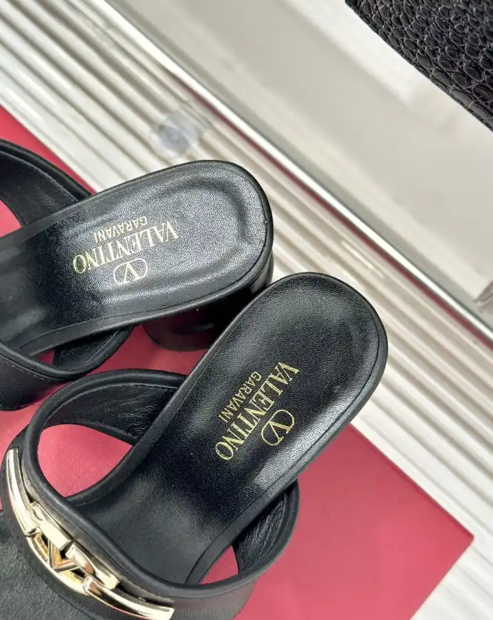 hype Valentino Slippers