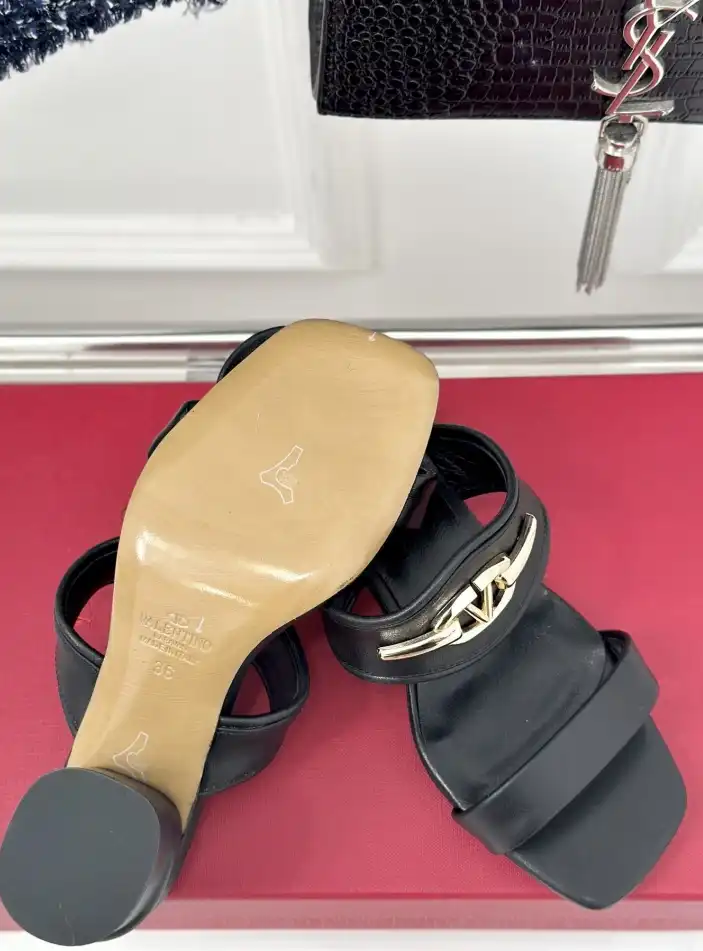 hype Valentino Slippers