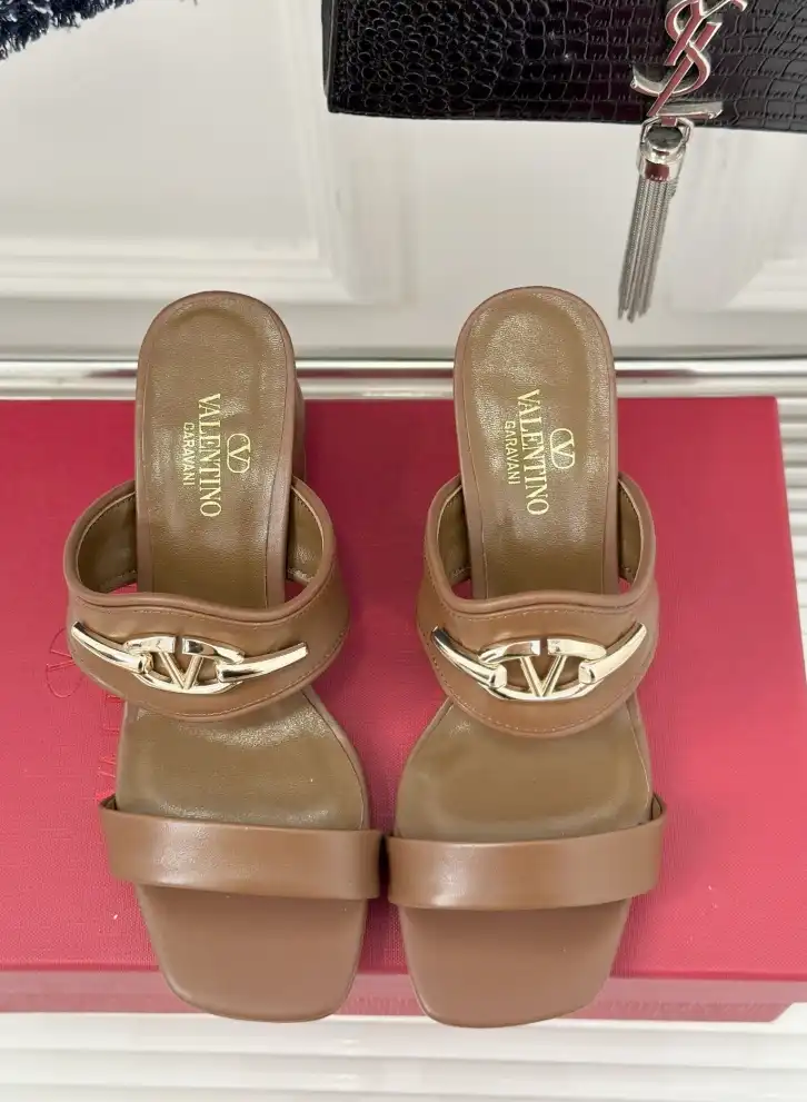 hype Valentino Slippers