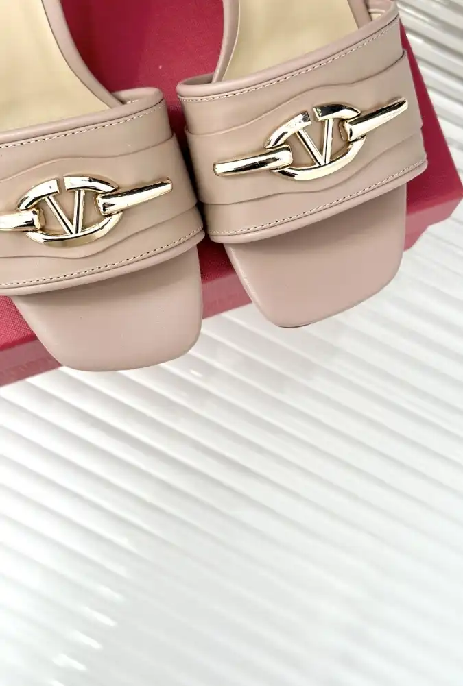 hype Valentino Slippers