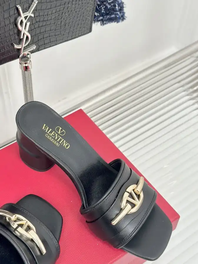 hype Valentino Slippers