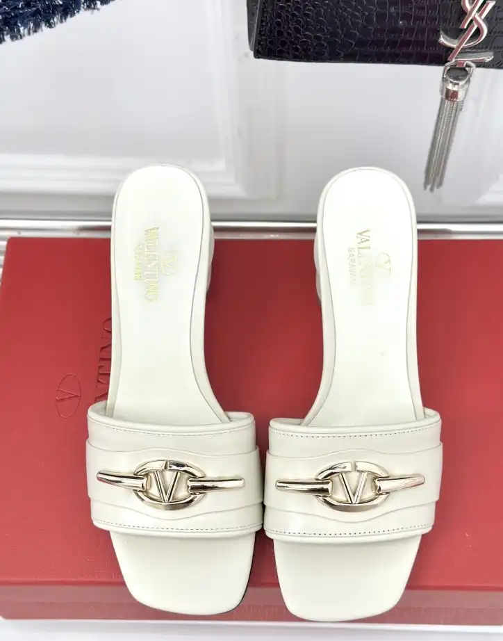 hype Valentino Slippers