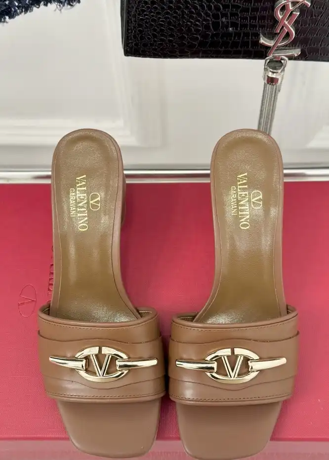 hype Valentino Slippers