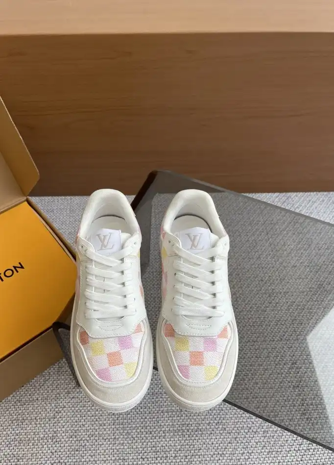 hype Louis Vuitton Sneakers