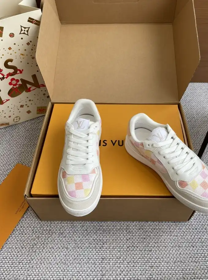 hype Louis Vuitton Sneakers