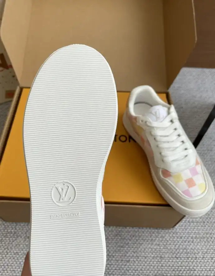 hype Louis Vuitton Sneakers