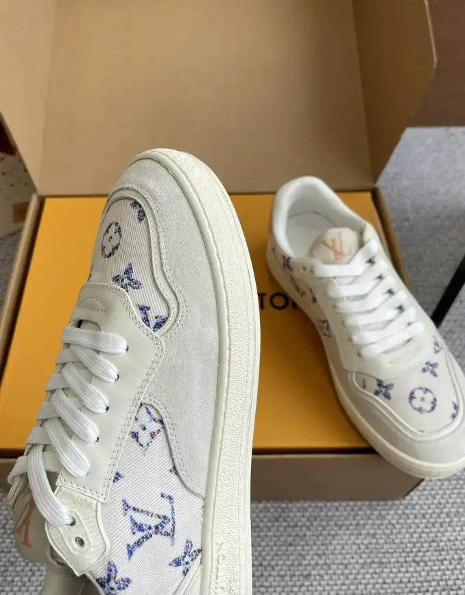 hype Louis Vuitton Sneakers