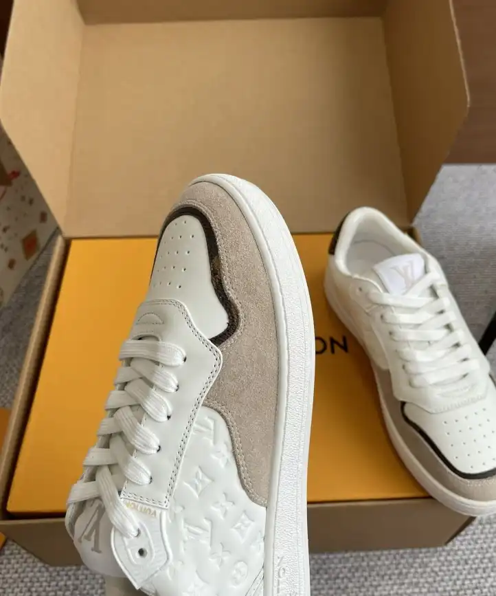 hype Louis Vuitton Sneakers