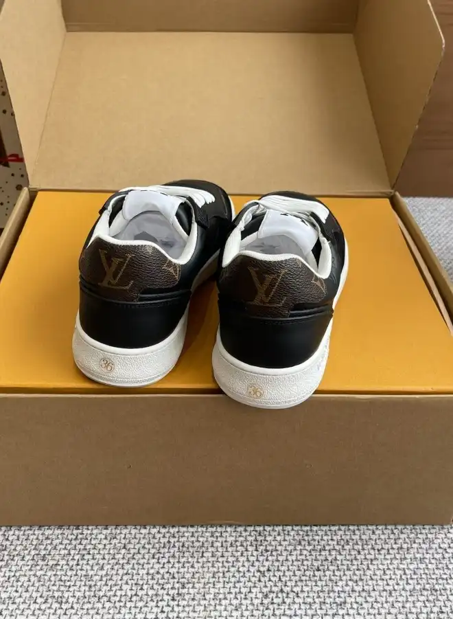 hype Louis Vuitton Sneakers