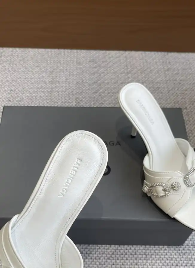 hype Balenciaga Slippers