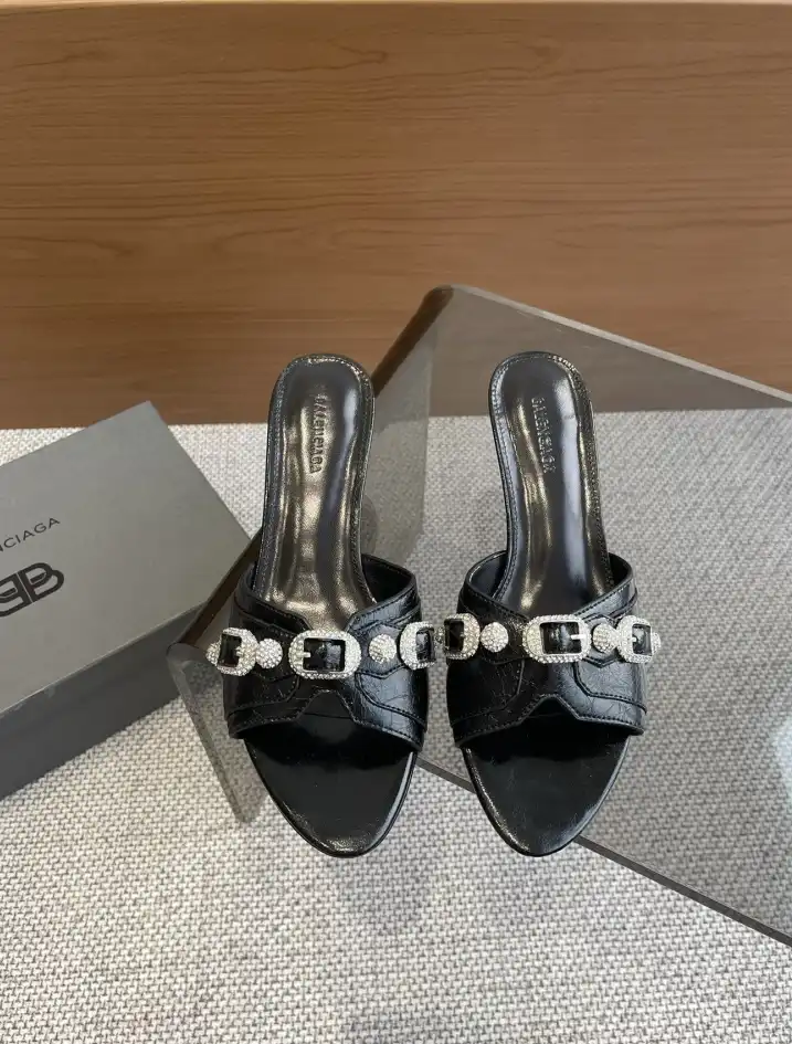 hype Balenciaga Slippers