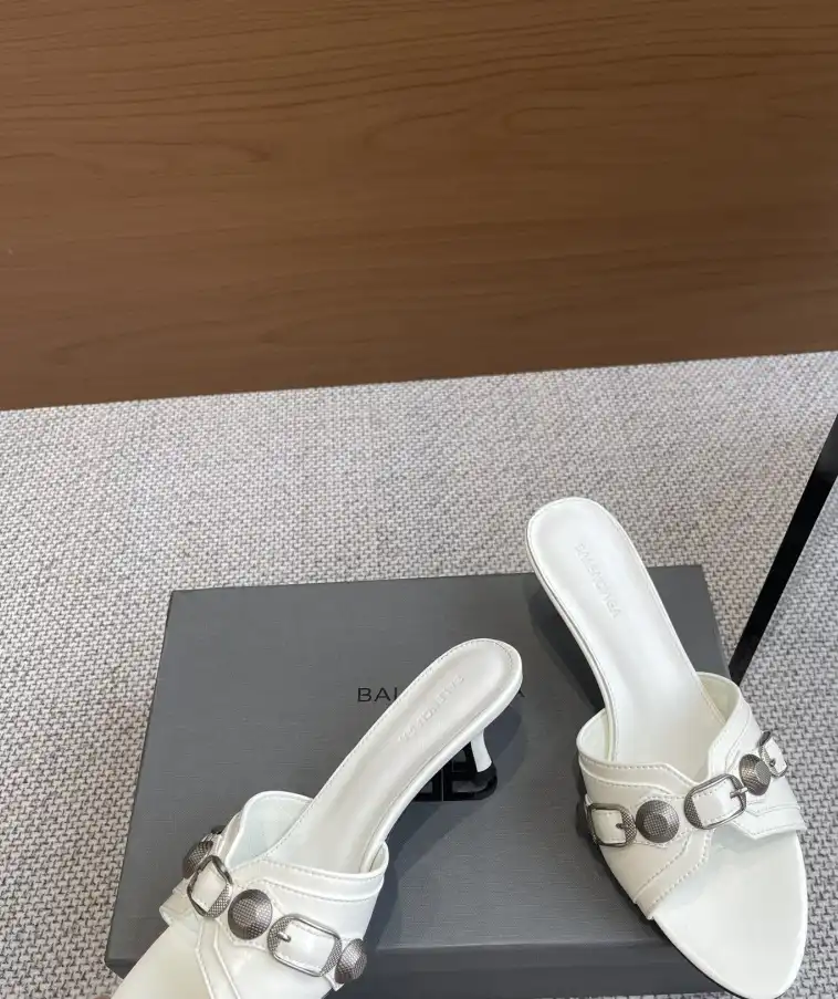 hype Balenciaga Slippers