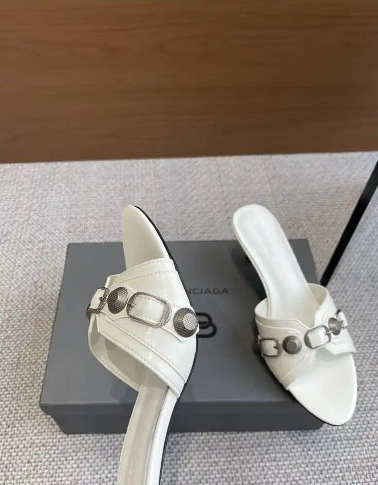 hype Balenciaga Slippers