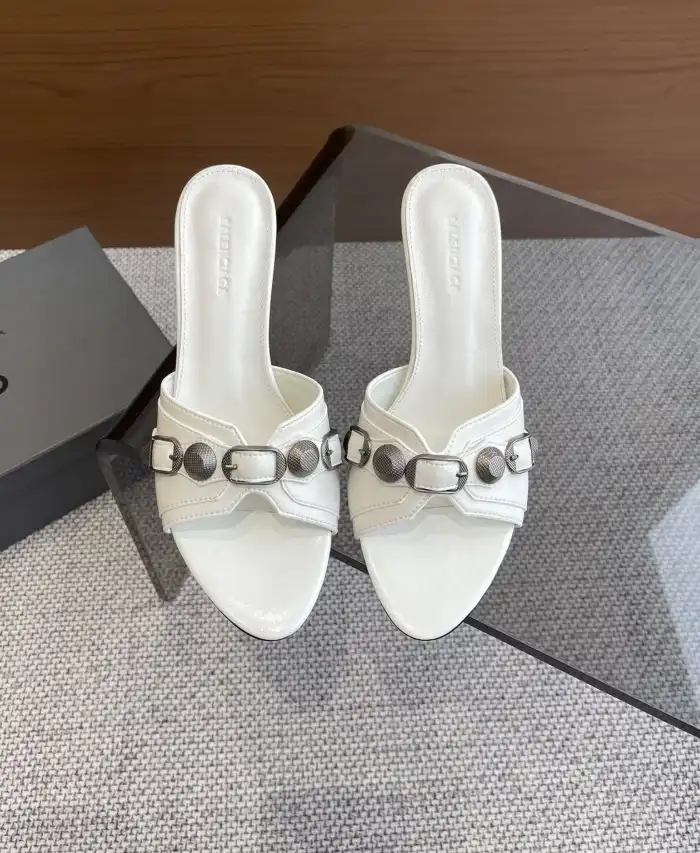 hype Balenciaga Slippers