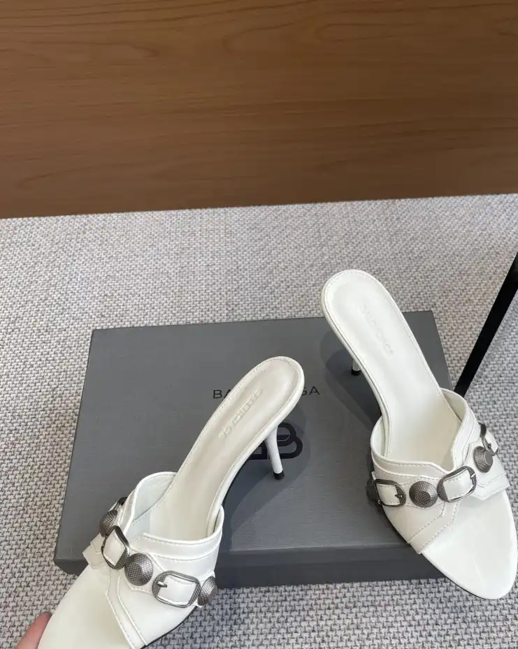 hype Balenciaga Slippers