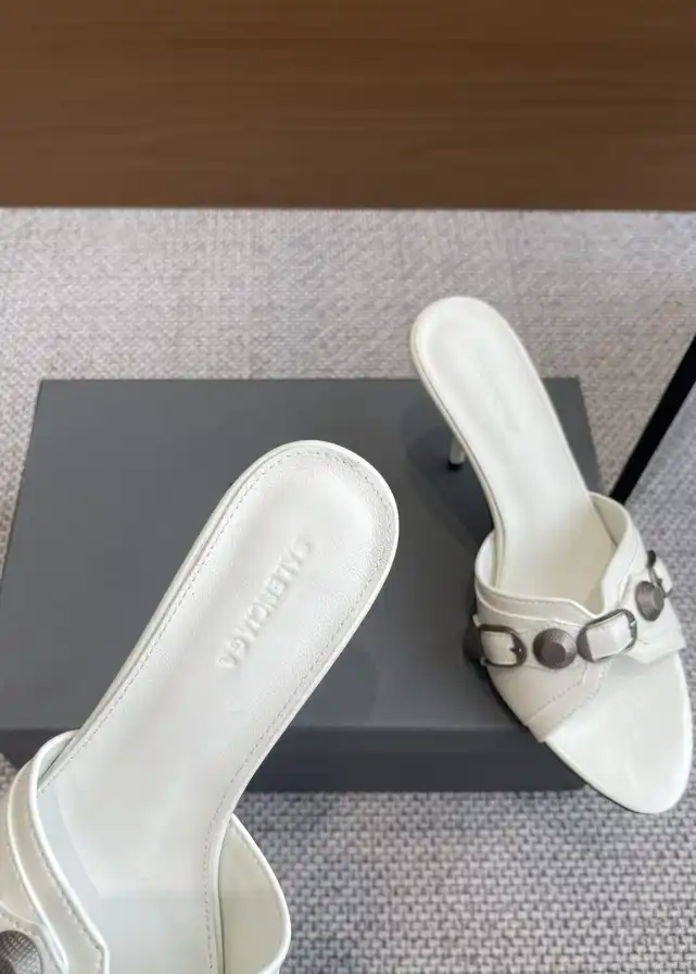 hype Balenciaga Slippers