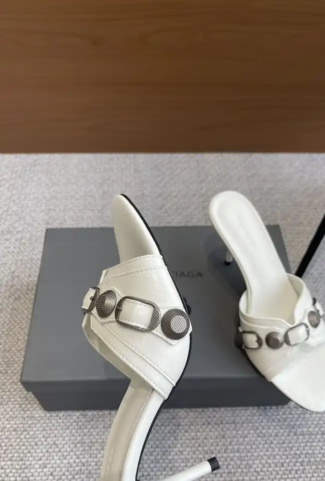 hype Balenciaga Slippers