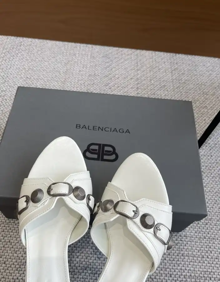 hype Balenciaga Slippers