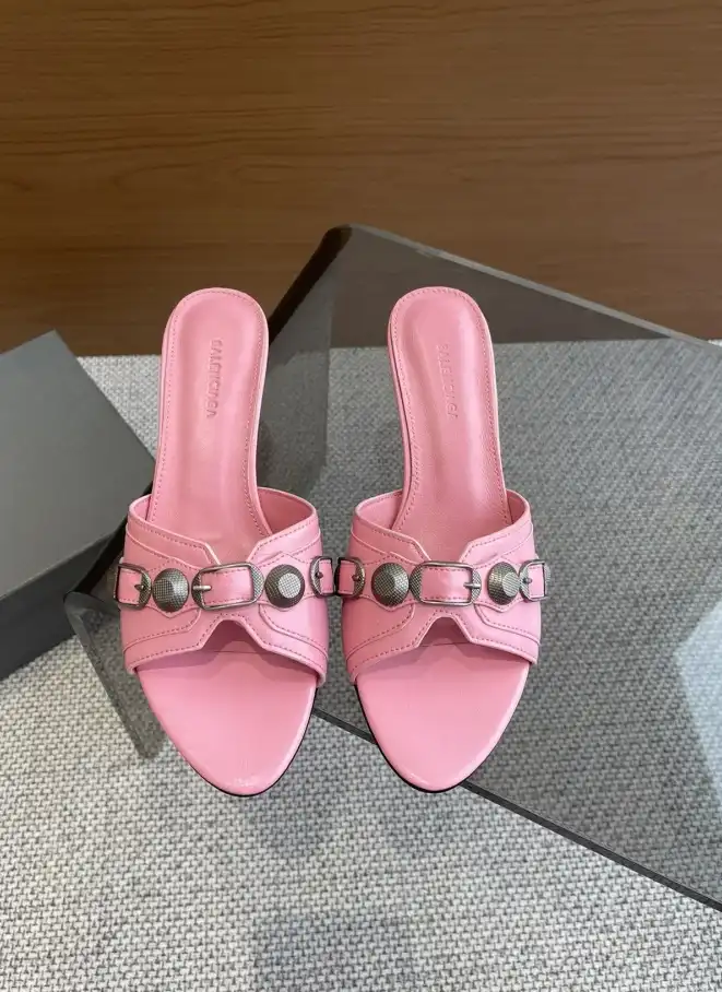 hype Balenciaga Slippers