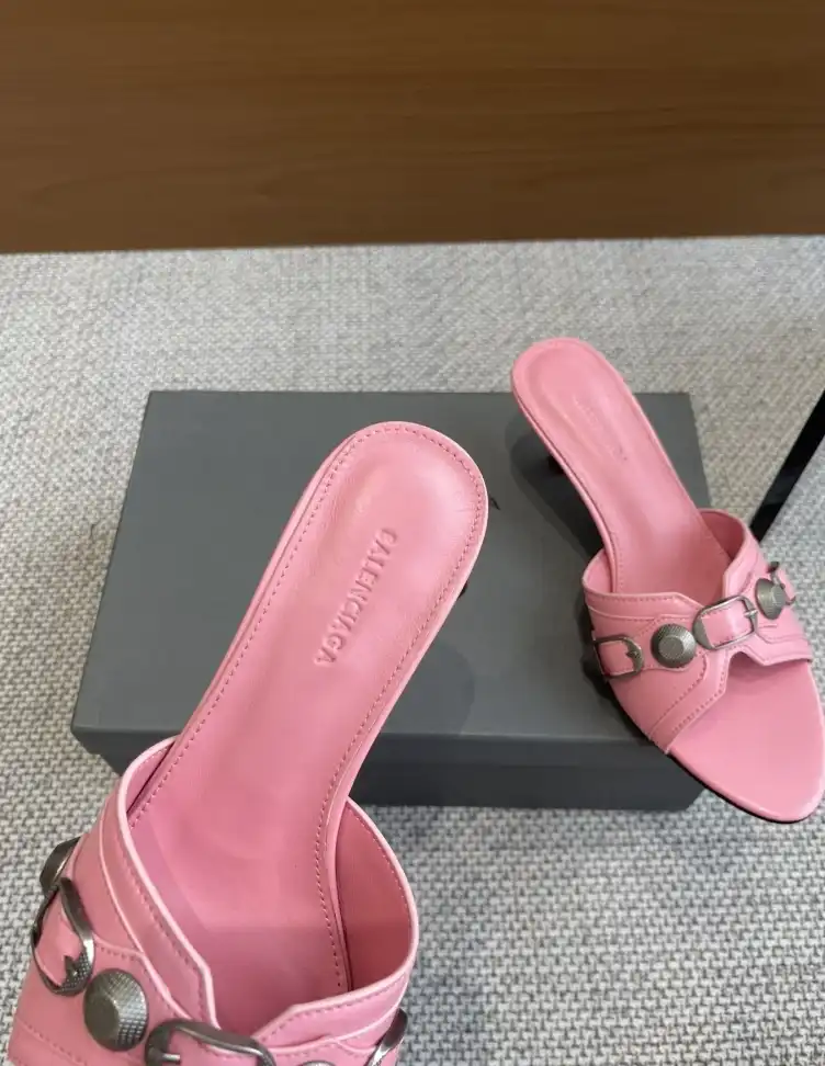 hype Balenciaga Slippers