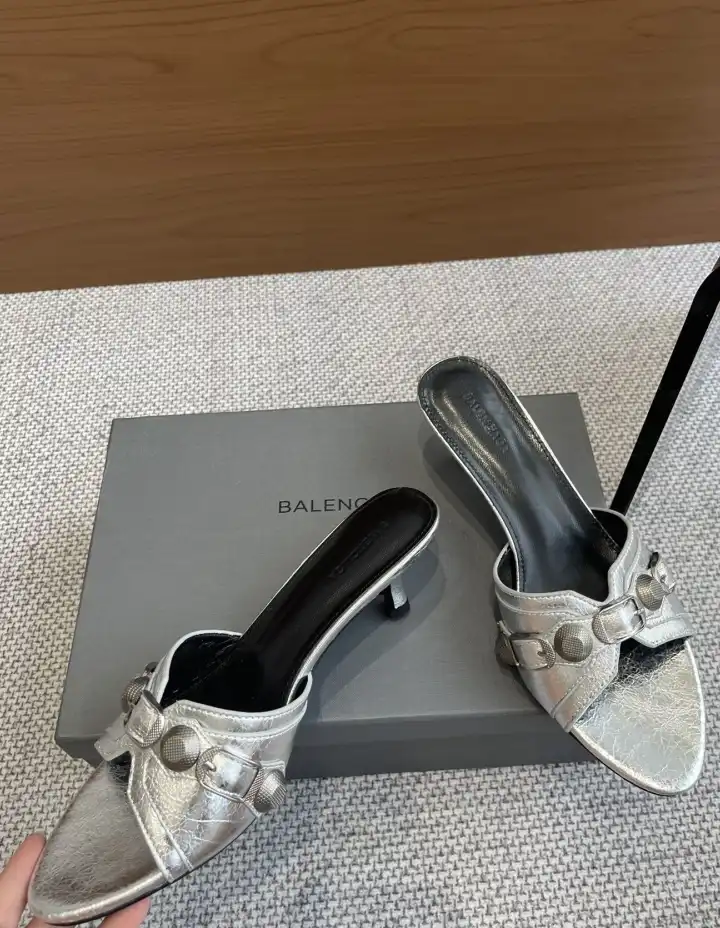 hype Balenciaga Slippers