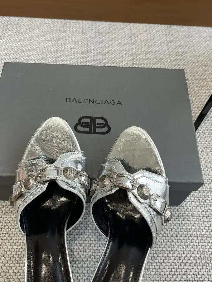 hype Balenciaga Slippers