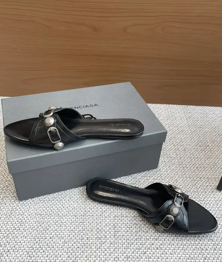 hype Balenciaga Slippers