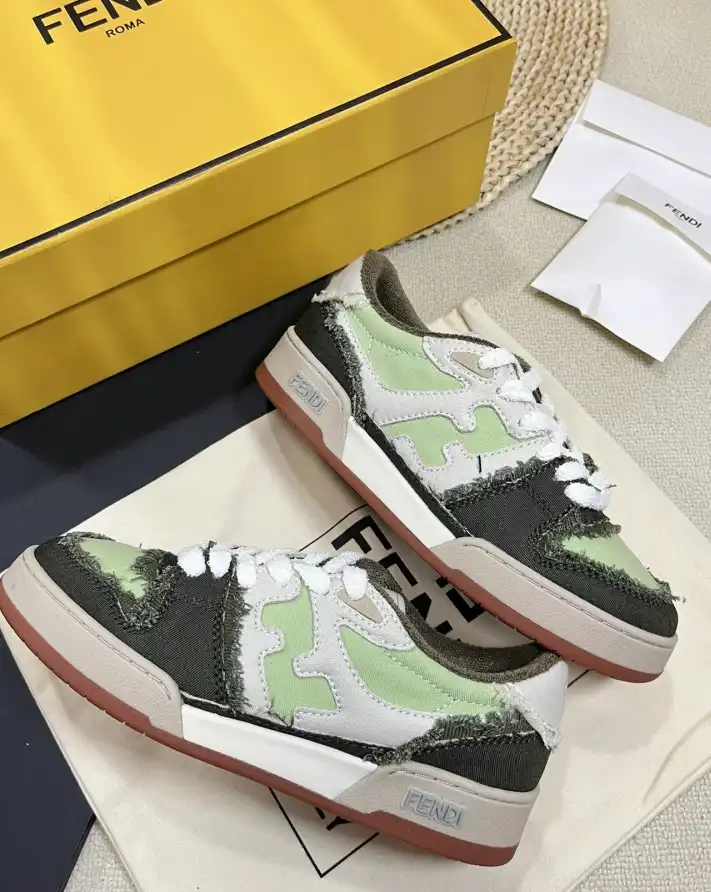 hype Louis Vuitton Sneakers