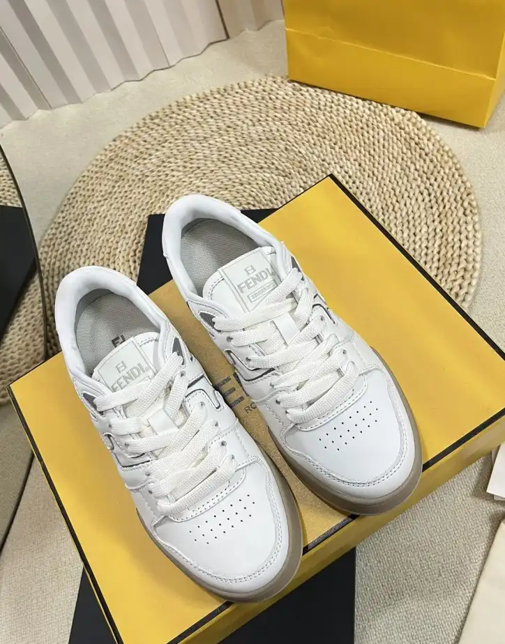 hype Louis Vuitton Sneakers