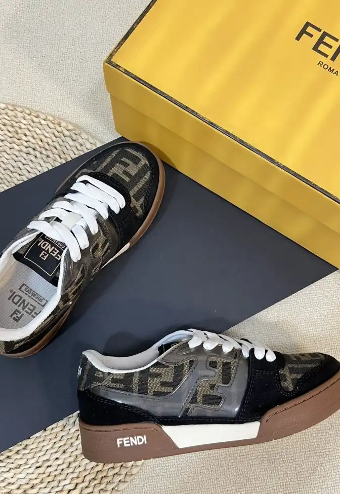 hype Louis Vuitton Sneakers