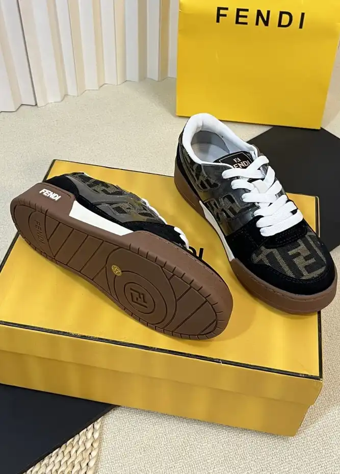 hype Louis Vuitton Sneakers