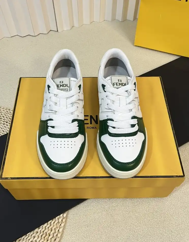 hype Louis Vuitton Sneakers