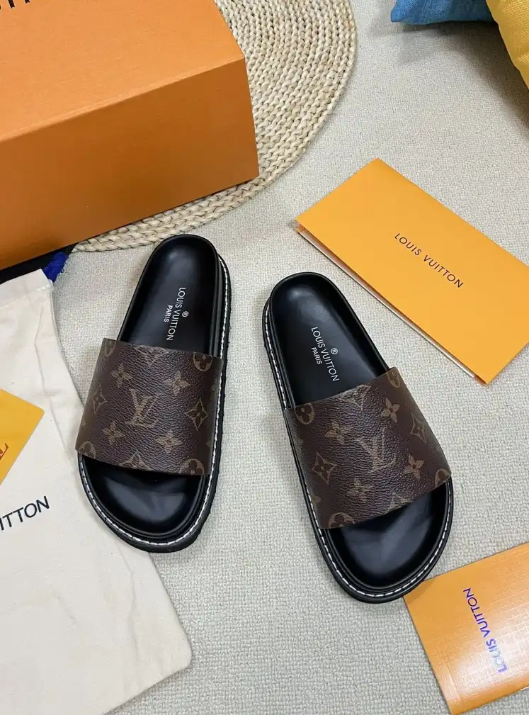 hype LV Slippers