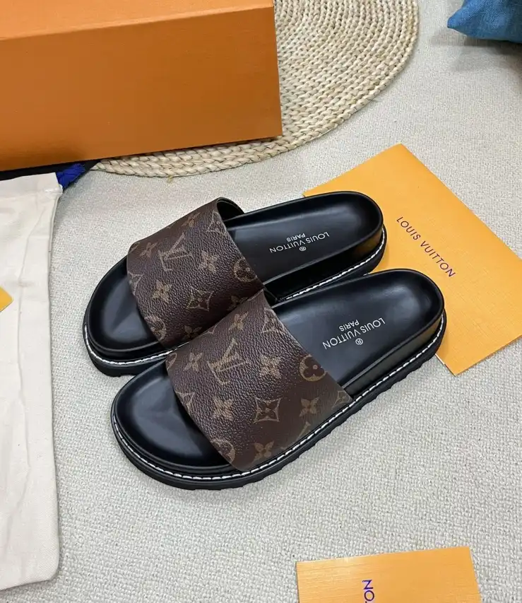 hype LV Slippers