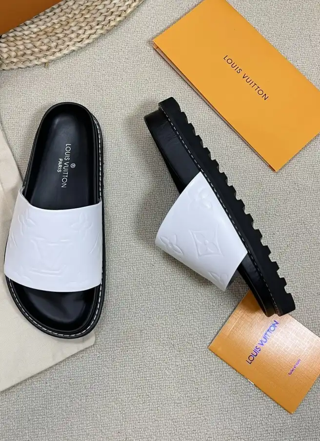 hype LV Slippers