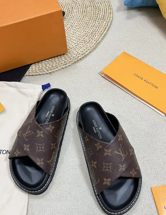 hype LV Slippers