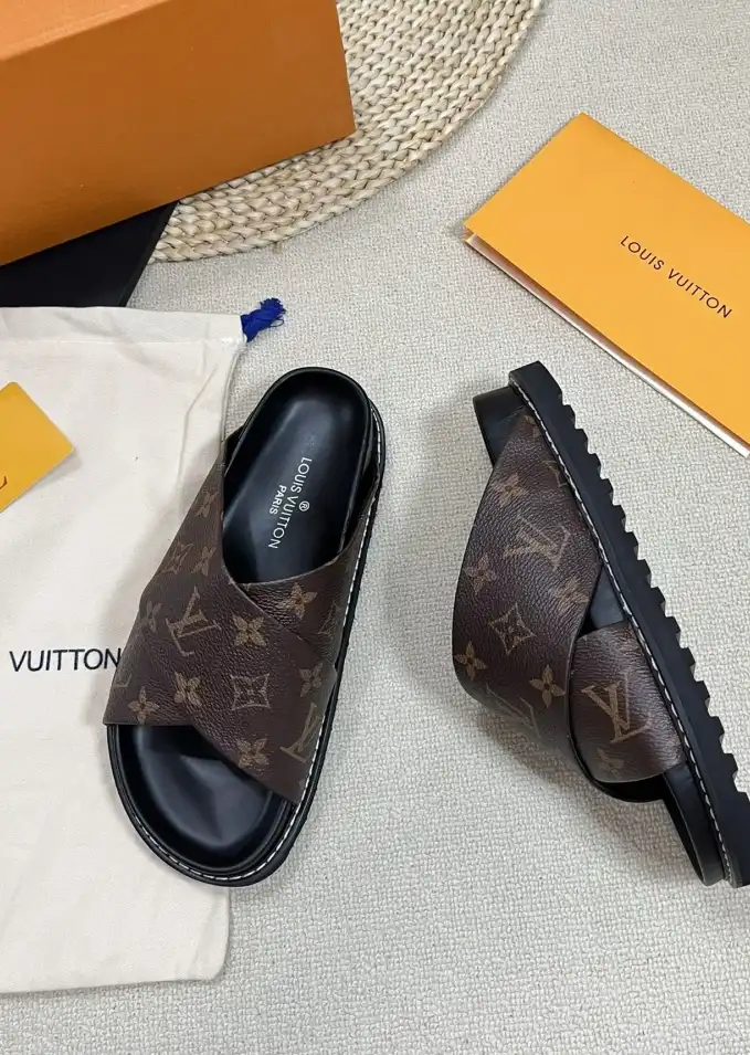 hype LV Slippers