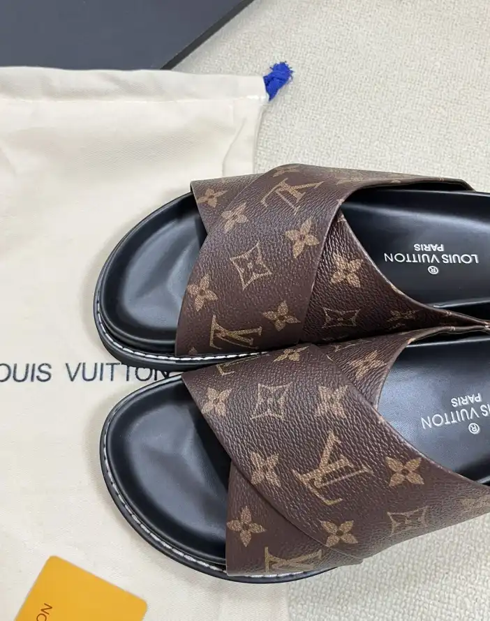 hype LV Slippers