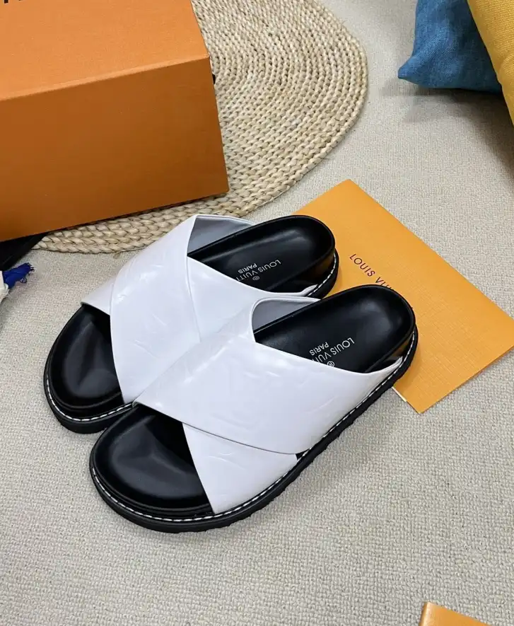 hype LV Slippers