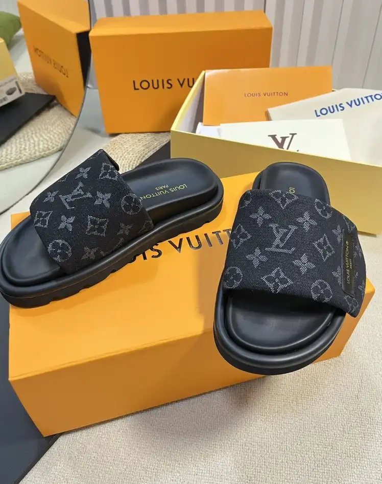 hype LV Slippers