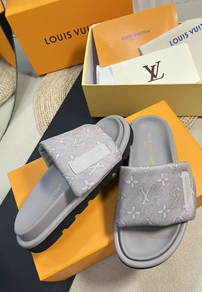 hype LV Slippers