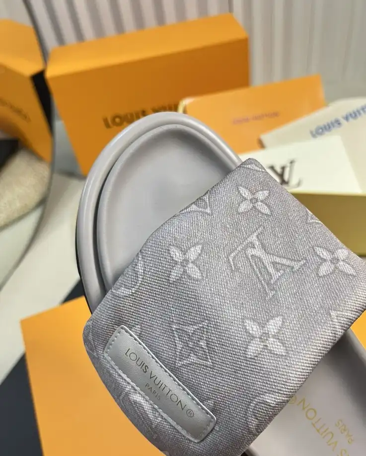 hype LV Slippers