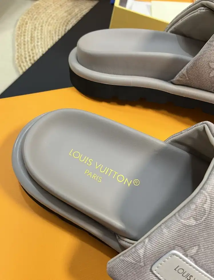 hype LV Slippers