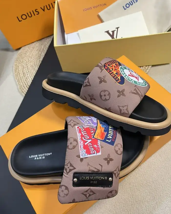 hype LV Slippers