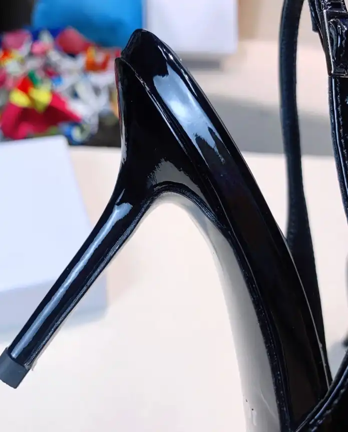 hype Christian Dior High Heels