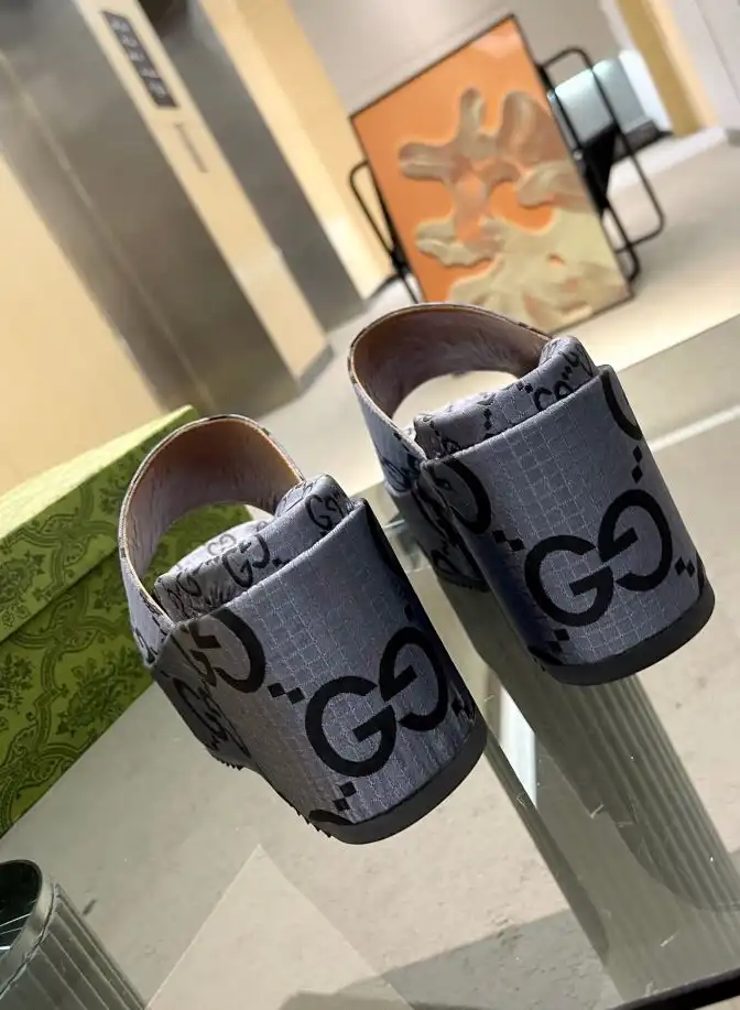 hype Gucci Slippers