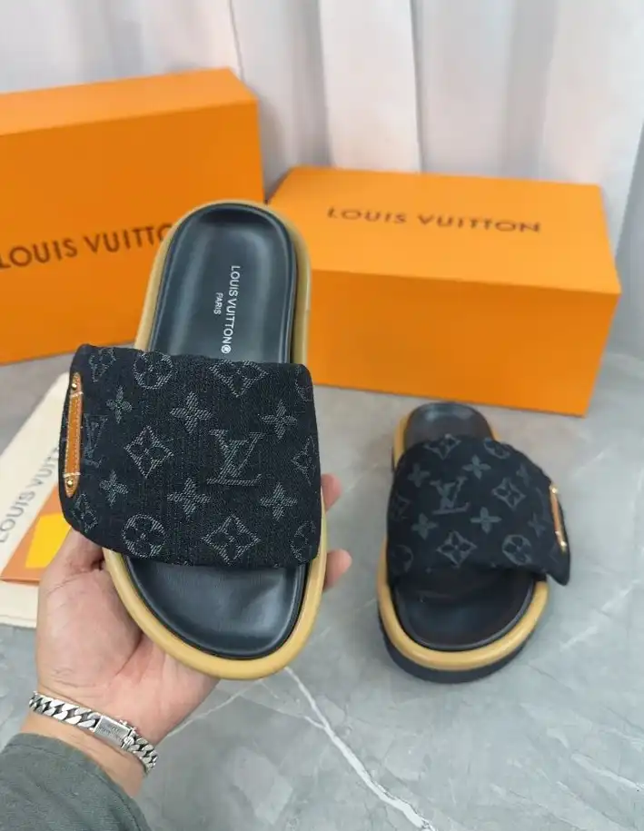 hype LV Slippers