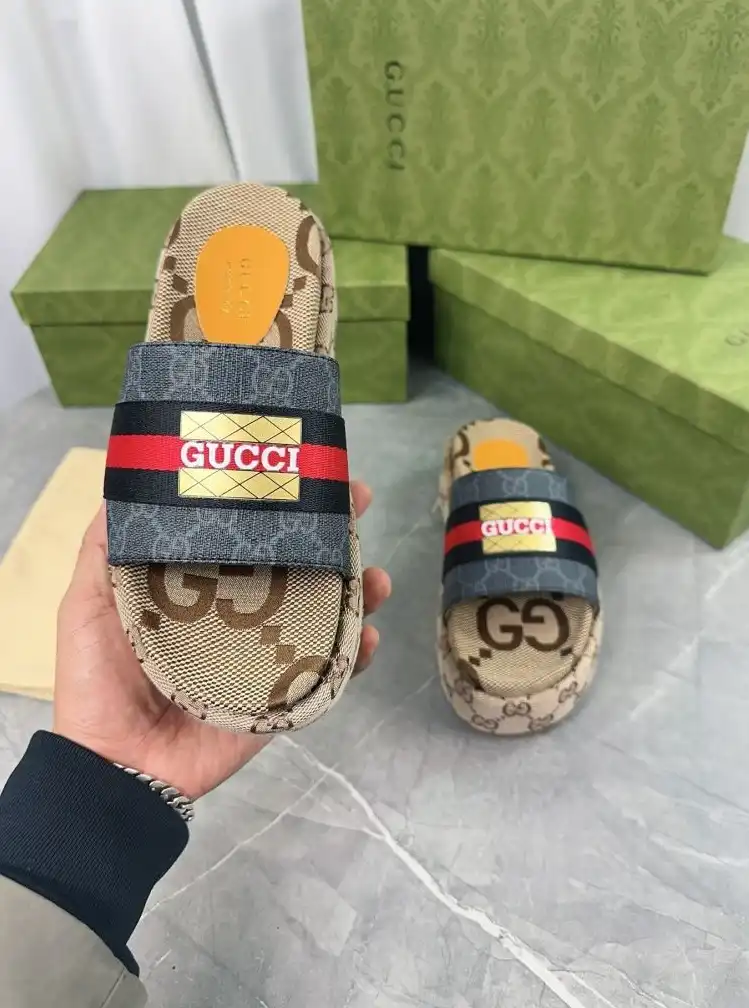 hype Gucci Slippers